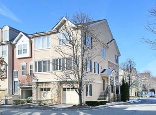 34 Devonshire Dr, Clifton, NJ 07013