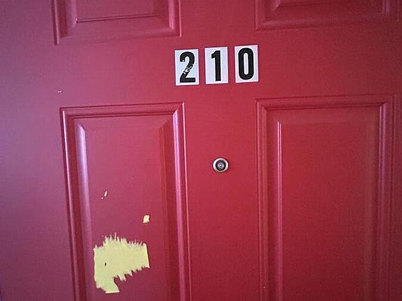 3rd image of 721 Green Rd APT 210