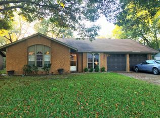 2301 Smith Ave, Taylor, TX 76574