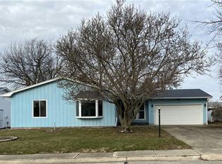 1544 E Barrington Ave, Decatur, IL 62526