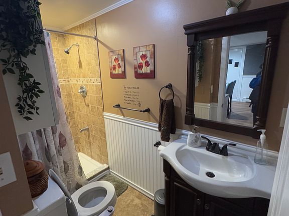 3rd image of 546 W Lawrence St #4
