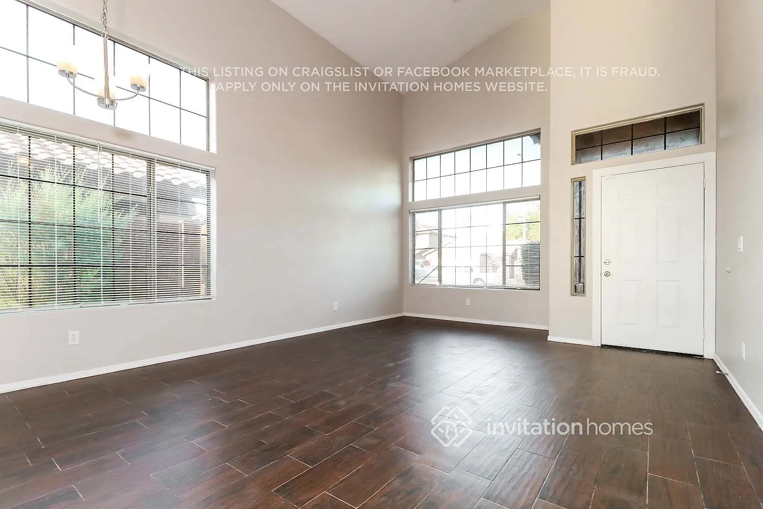 2125 S 114Th Lane Avondale, AZ 85323 — Photo 2