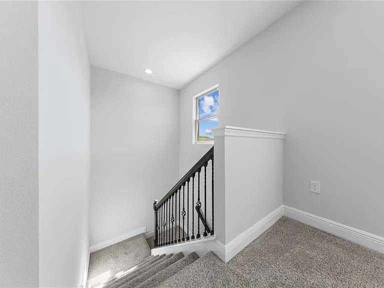 15537 Mango Isle St — Photo 57