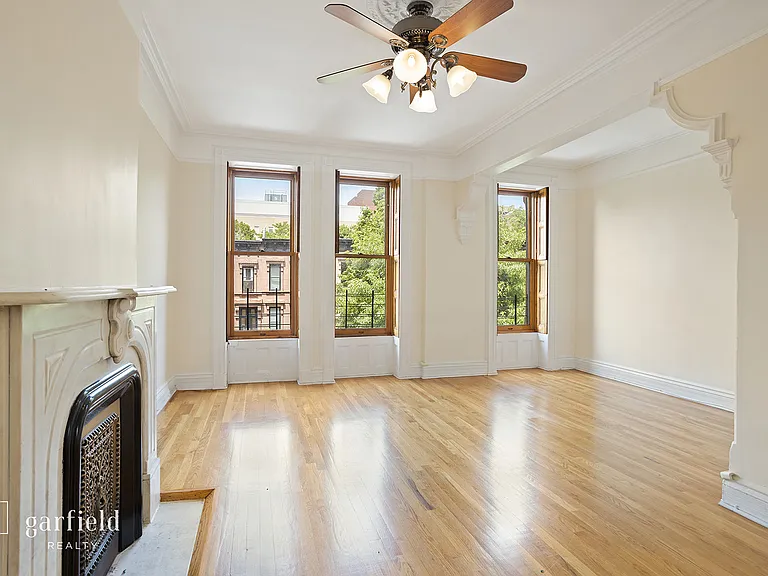 442 8th St #2 — Photo 3