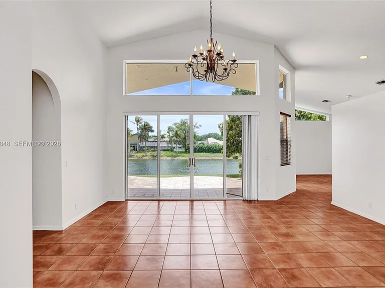 10800 Haydn Dr — Photo 22