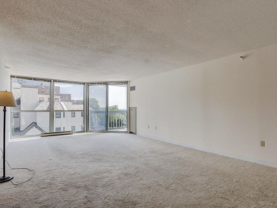1st image of 1660 N Prospect Ave Unit 312