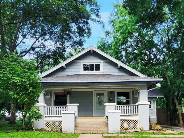 1007 S Independence St, Harrisonville, MO 64701