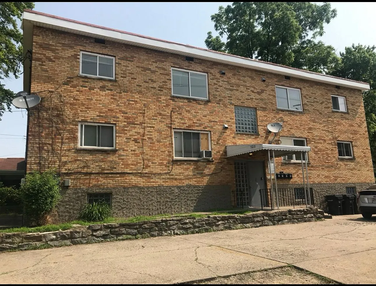 7810 Dawn Rd — Photo 2