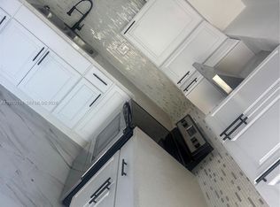 2831 NW 190th St, Miami Gardens, FL 33056