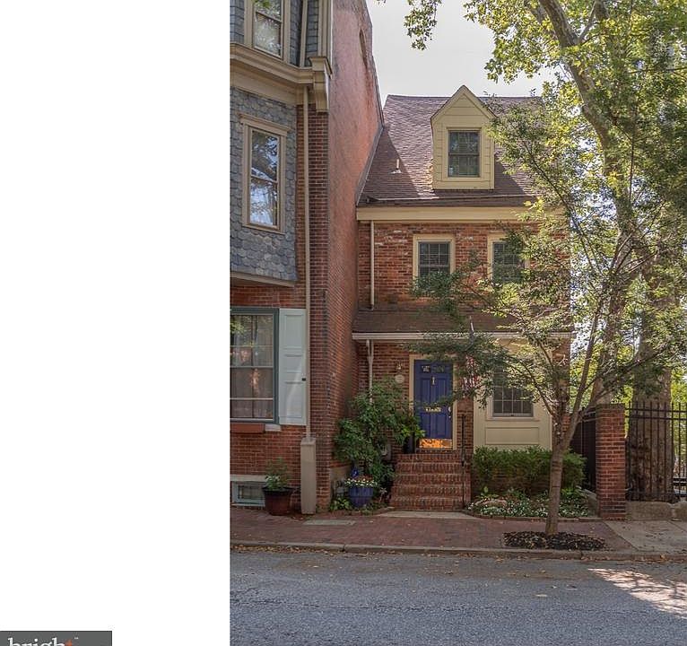 1st image of 302 N West St