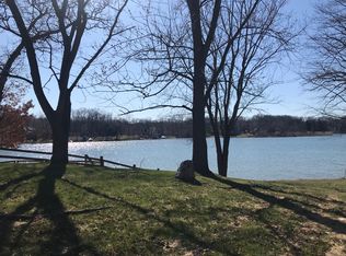 11152 Windhurst Dr, White Lake, MI