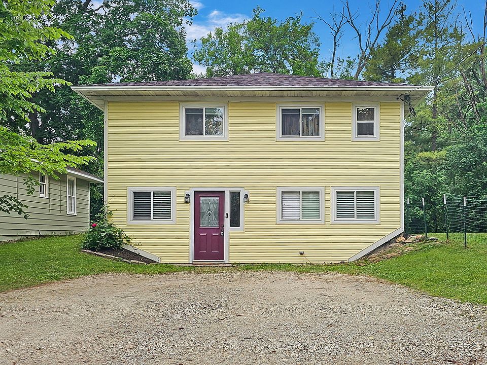 1st image of 26689 W Pine St