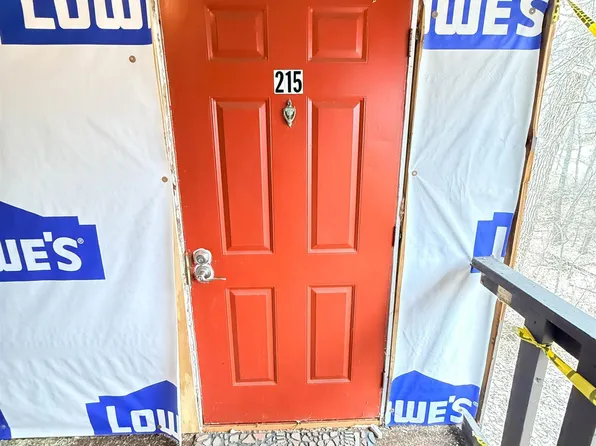 320 Brown St APT 215, West Lafayette, IN 47906