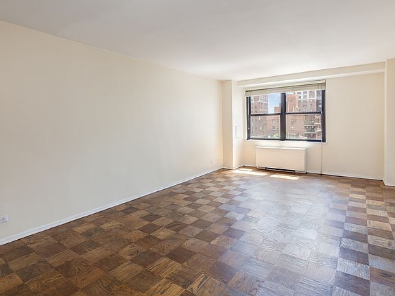 4th image of 305 E 40th St APT 19A
