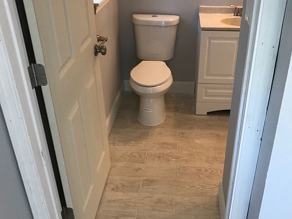 5th image of 5818 21st Ave S