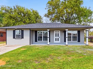 5131 Jefferson Ave, Moss Point, MS 39563