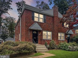 410 Country Ln, Narberth, PA 19072