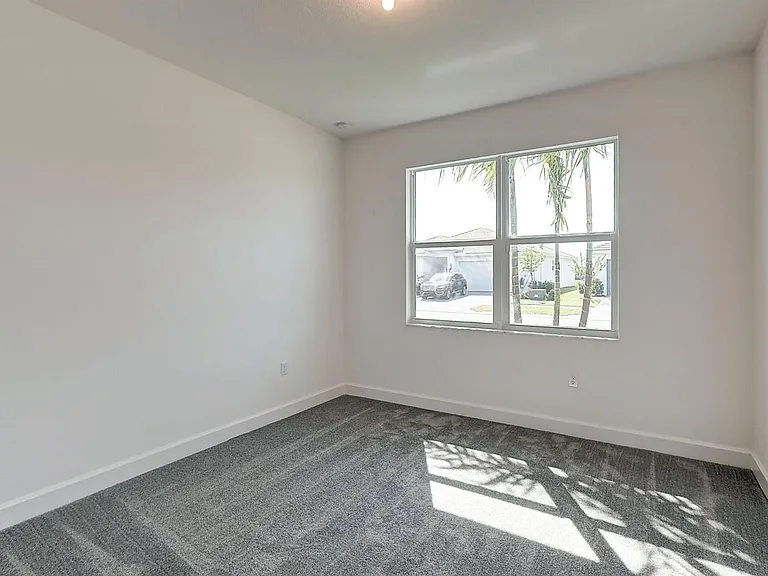 13549 SW Oceanus Blvd — Photo 15