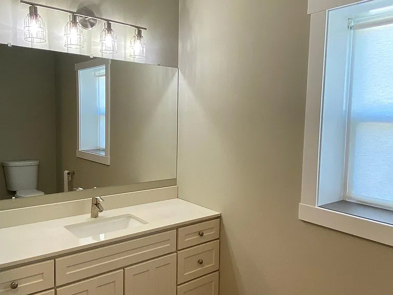 3507 Ivanrest Ave SW — Photo 9