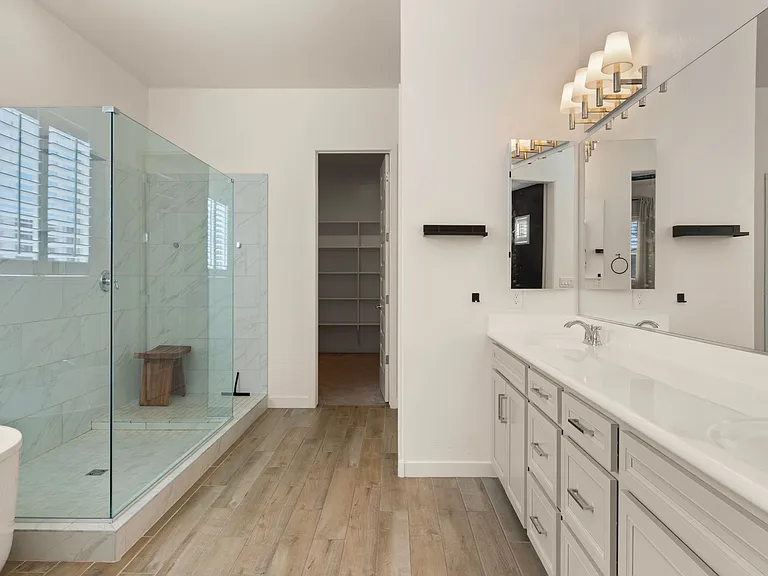 2083 S Emerson St — Photo 7