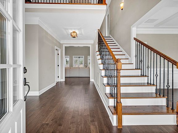 2nd image of 1096 Hermitage Pond Rd