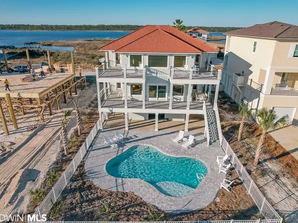 3229 Sea Horse Cir, Gulf Shores, AL 36542