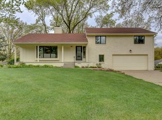1006 S 114th St, Omaha, NE 68154