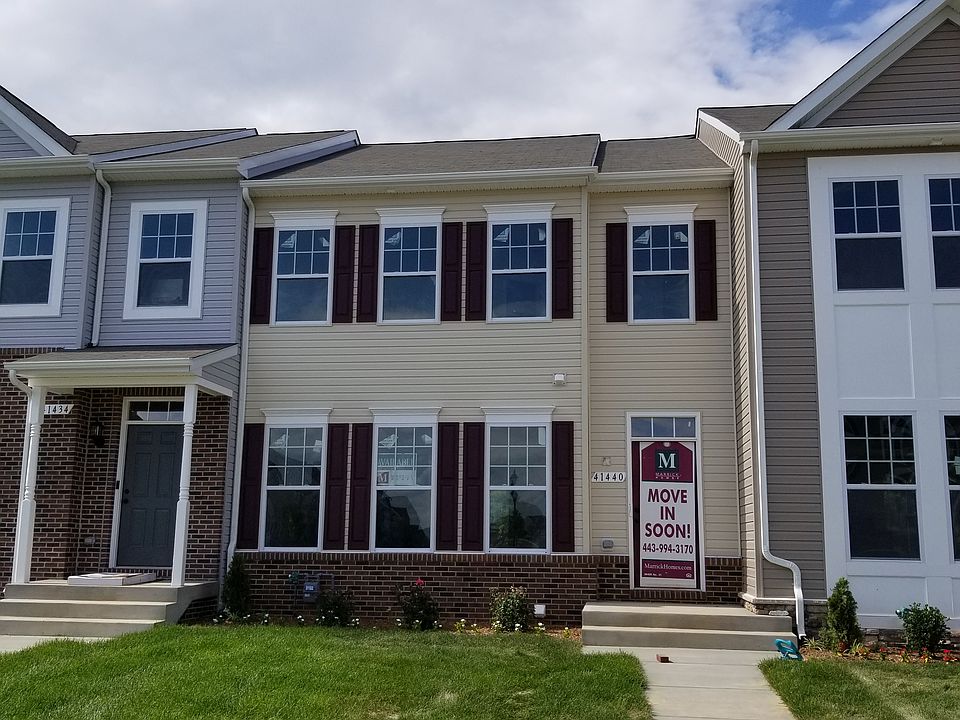 1st image of 41440 Margrove Cir