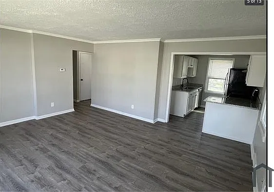 10421 Corning St — Photo 12