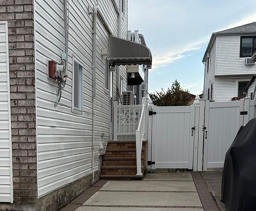 1st image of 56 McVeigh Ave Floor 1