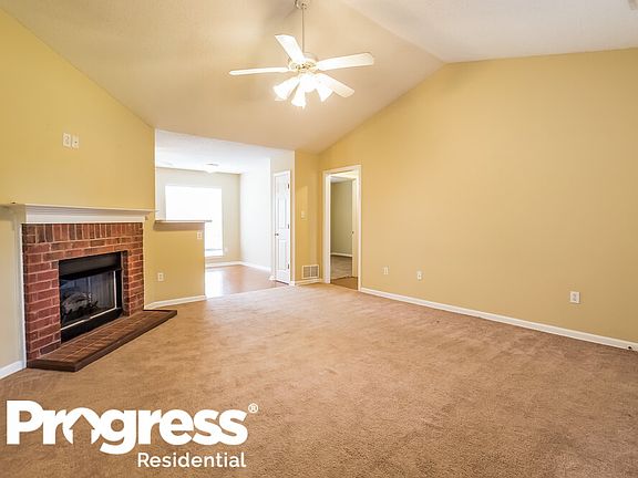 3rd image of 1701 Sarah Ann Dr W