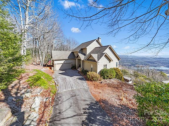 3rd image of 1482 Toxaway Dr