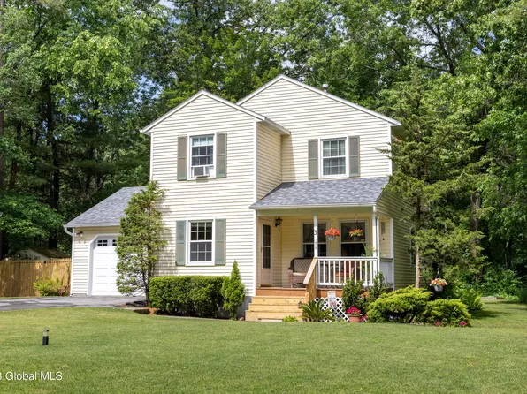 3 Columbine Avenue, South Glens Falls, NY 12803