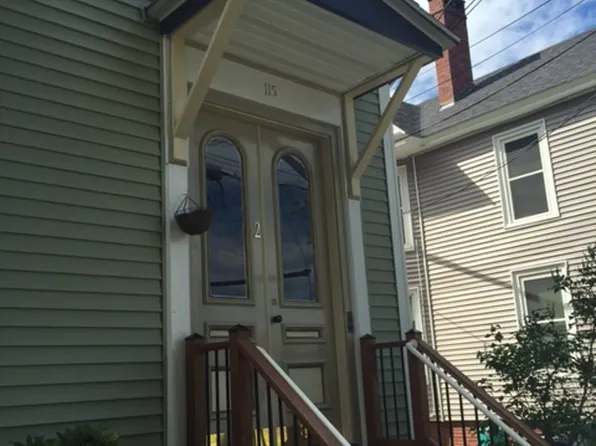 115 Pleasant St APT 2, Auburn, ME 04210