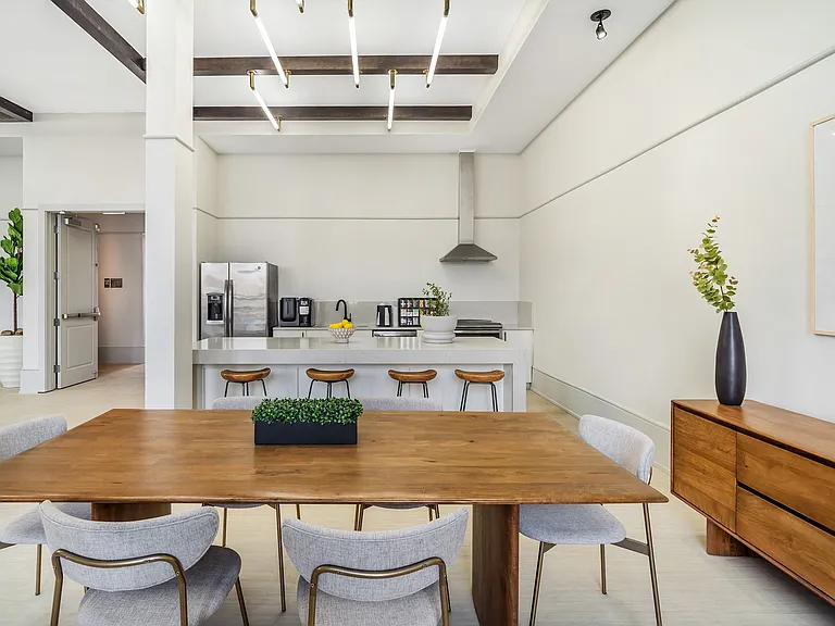 The Addison Apartments — Photo 4