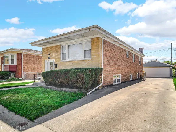 240 32nd Ave, Bellwood, IL 60104