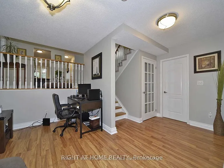 1434 Largo Cres — Photo 15
