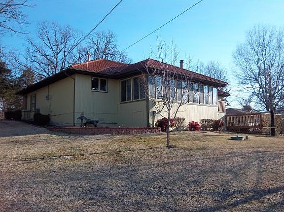 5th image of 118 Oak Dr