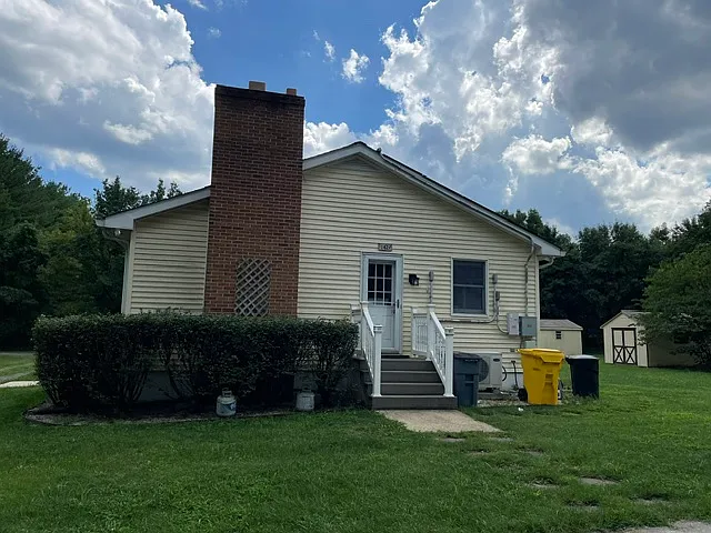 1426 Meyers Station Rd — Photo 2