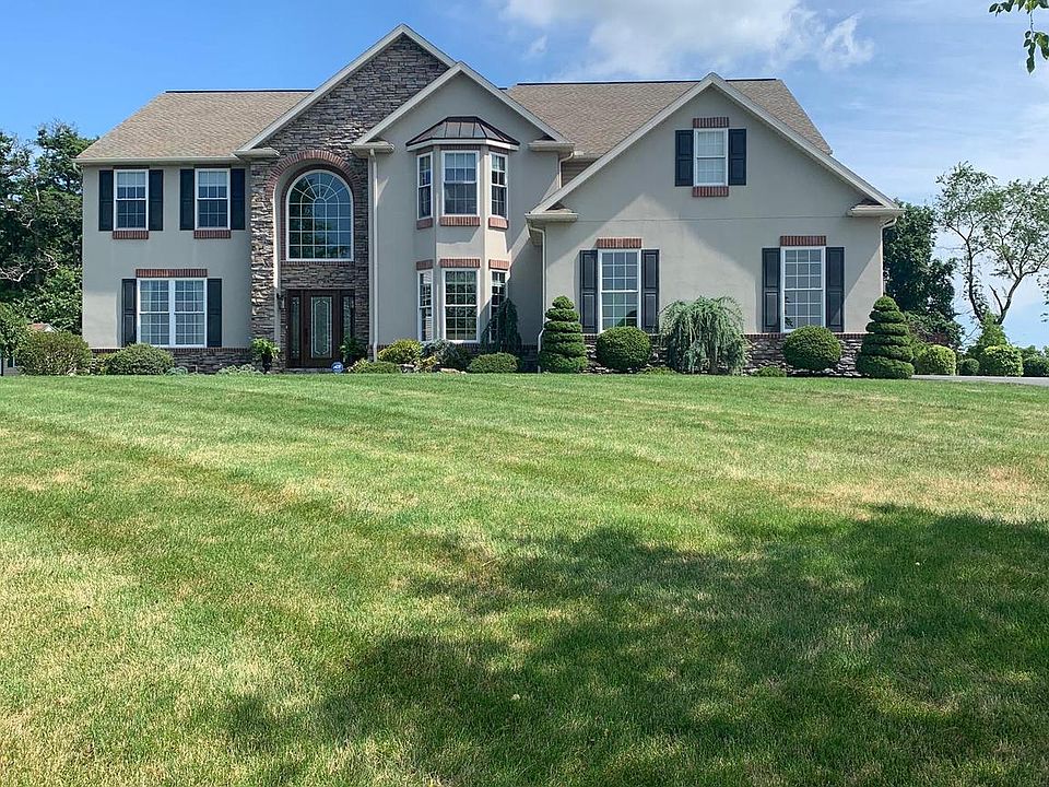 1st image of 51 Augusta Ln