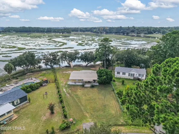 1724 Jasperstone Circle, Beaufort, SC 29906