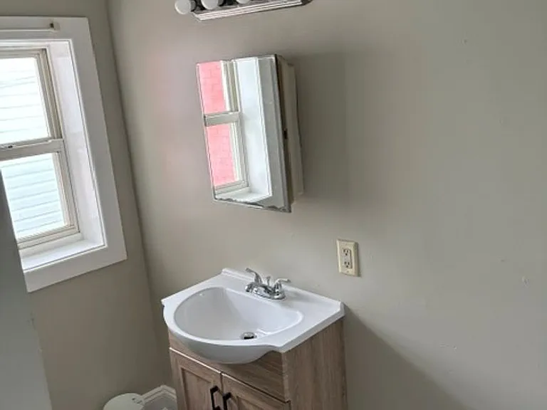 353 N Hanover St #2 — Photo 10
