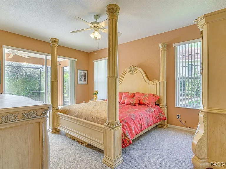 9041 SW 196th Ct — Photo 16