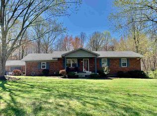 5530 Caneyville Rd, Morgantown, KY 42261