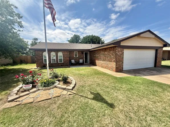 1712 Tyler St, Altus, OK 73521