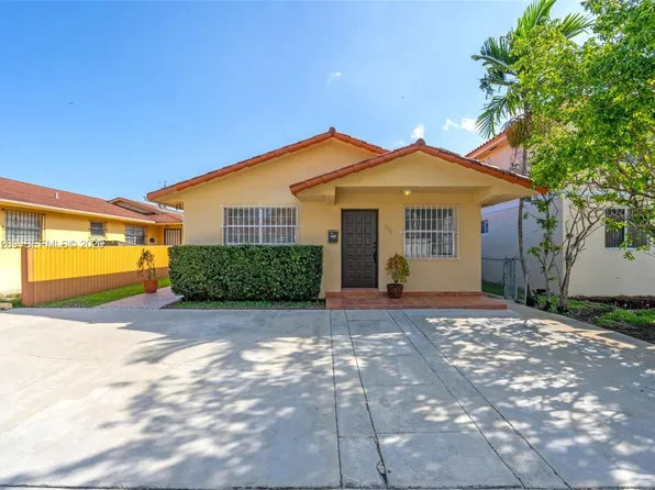 3572 SW 25th St, Miami, FL 33133