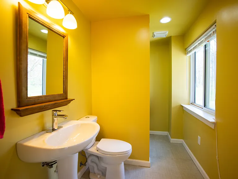 366 Sedgewood Ln — Photo 33