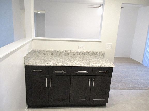 3rd image of 10102 Arrowhead Dr