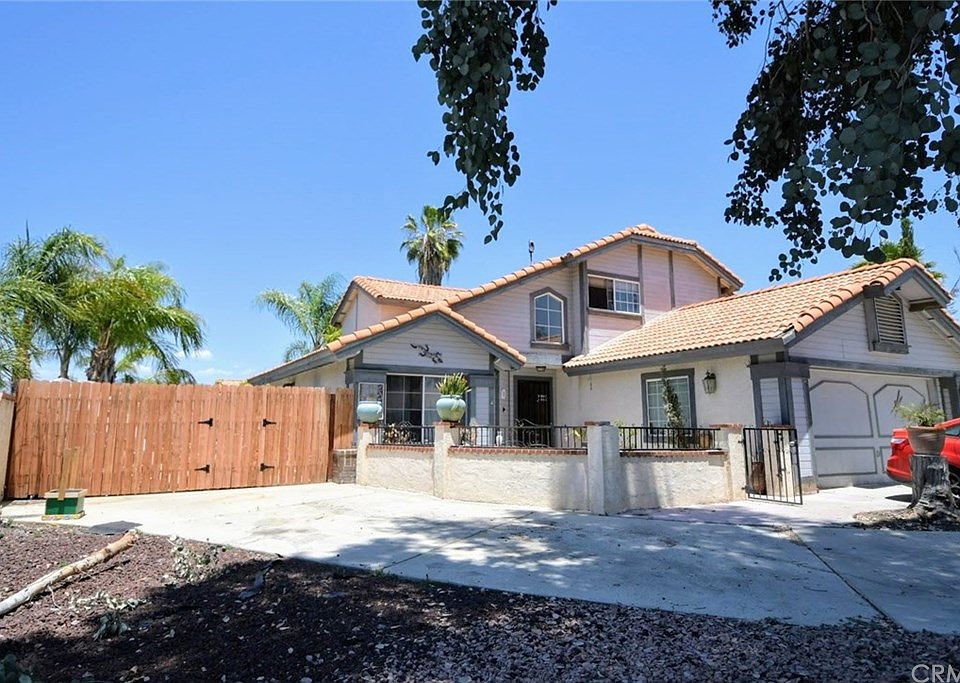 1st image of 43320 Peartree Ln