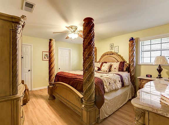 5th image of 7030 Lake Barrington Dr